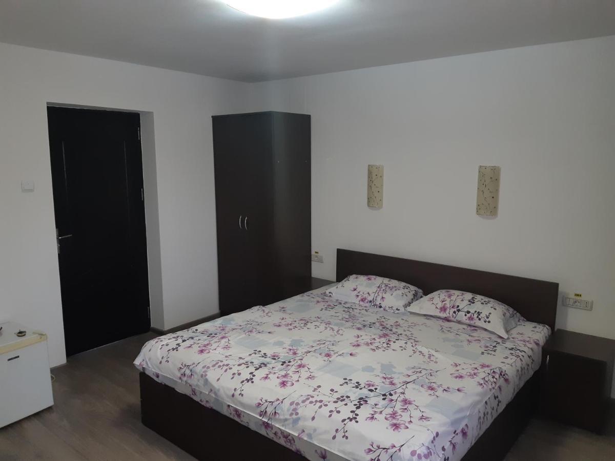 Pensiunea Andrei Rm Valcea Râmnicu Vâlcea Exterior foto